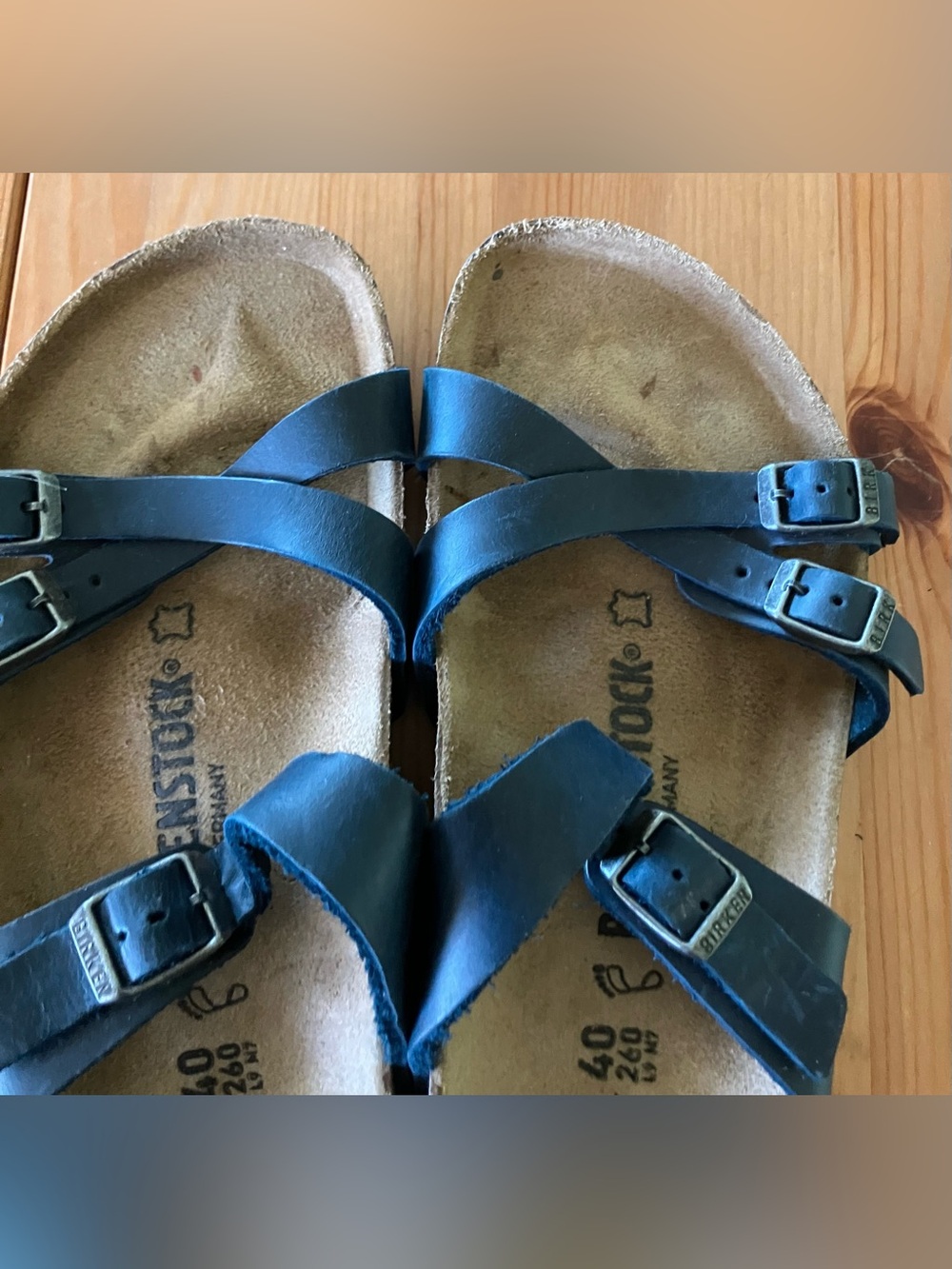 GUC Franca Birkenstock Women’s Size 9 Navy Buckle Sandals worn twice - Picture 11 of 12